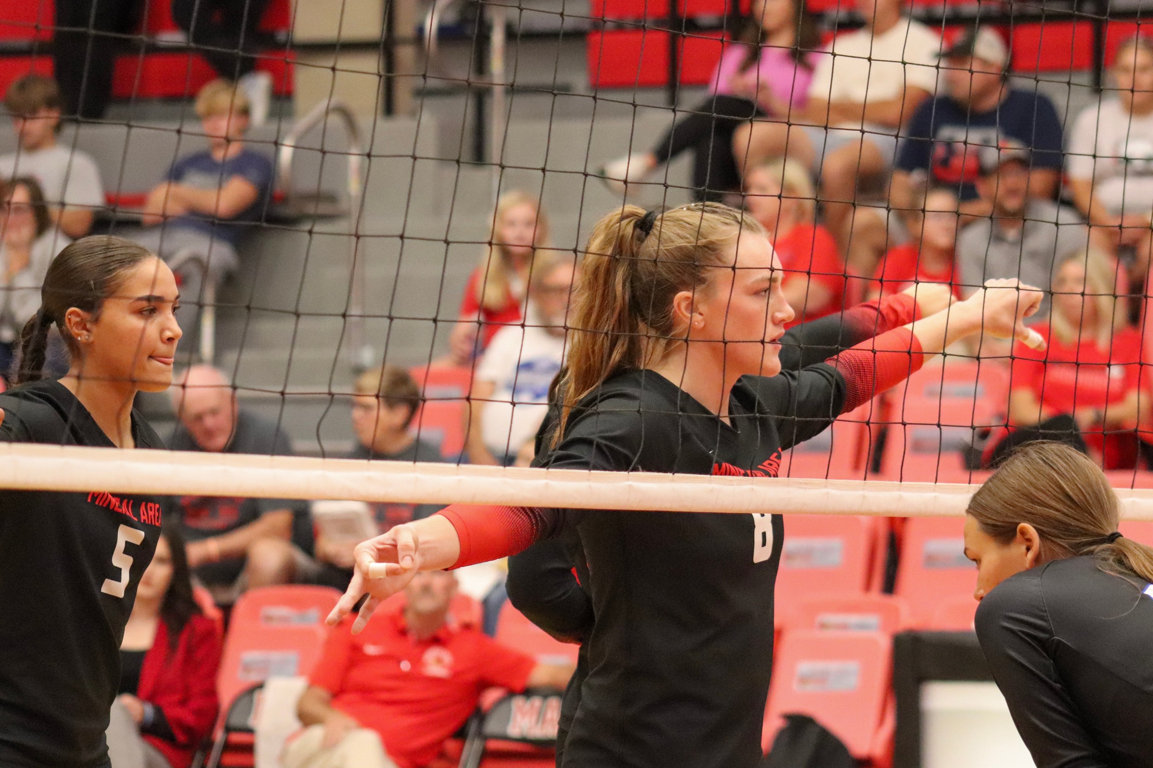Cardinals Defeat East Central In Straight Sets