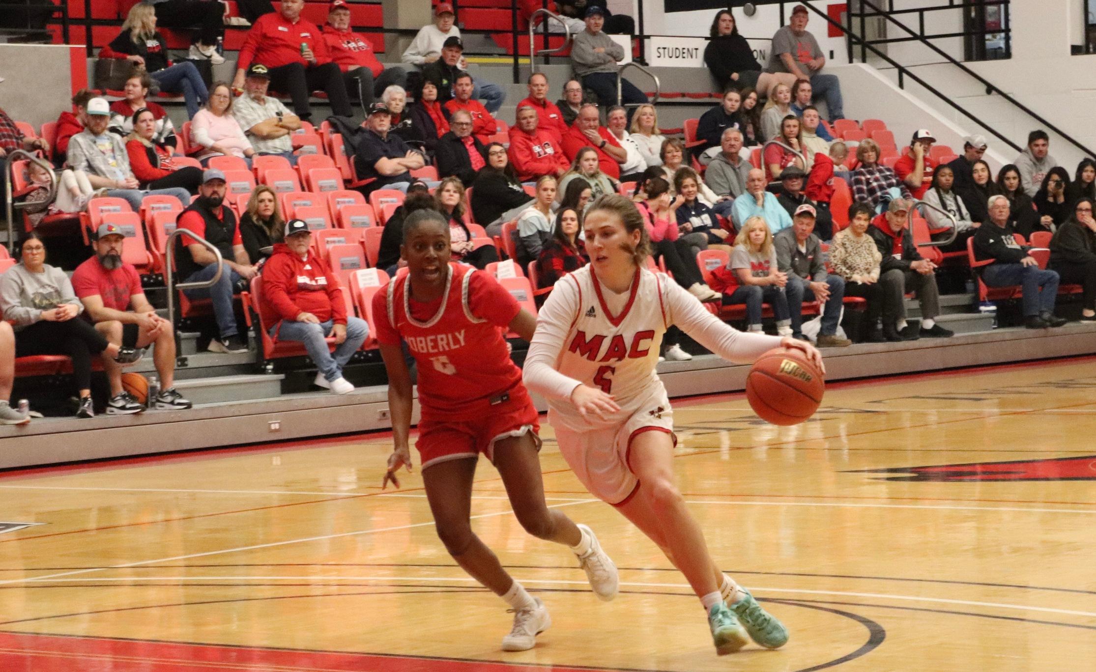 #15 Cardinals Take Down Moberly