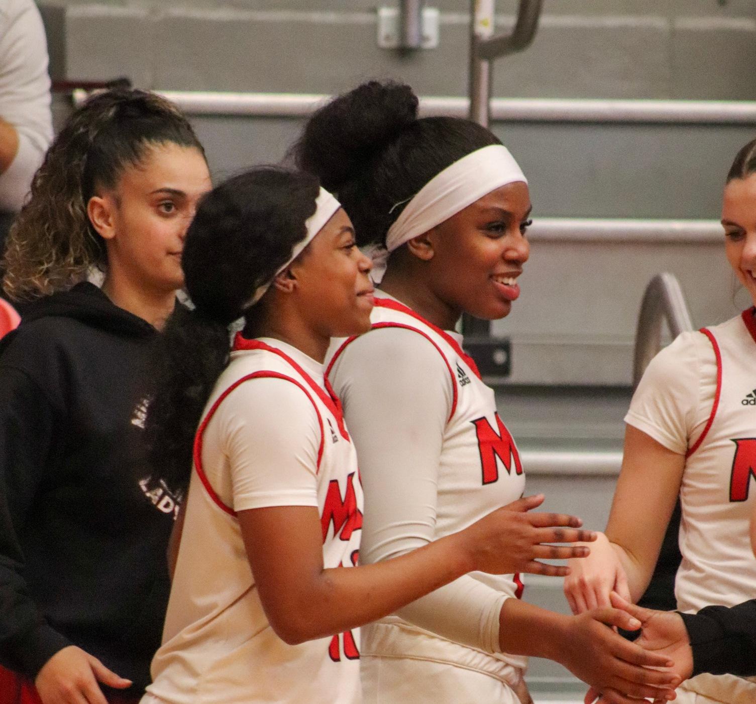 Cardinals Move To 7-2 With Pair Of Wins At SWIC Classic
