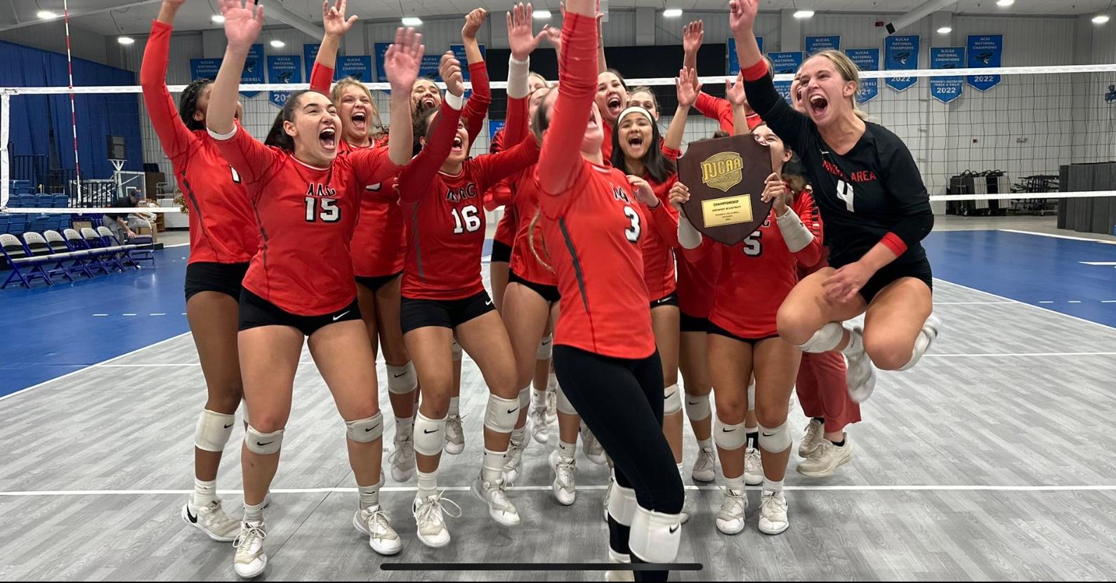Cardinals Sweep Their Way To National Tournament